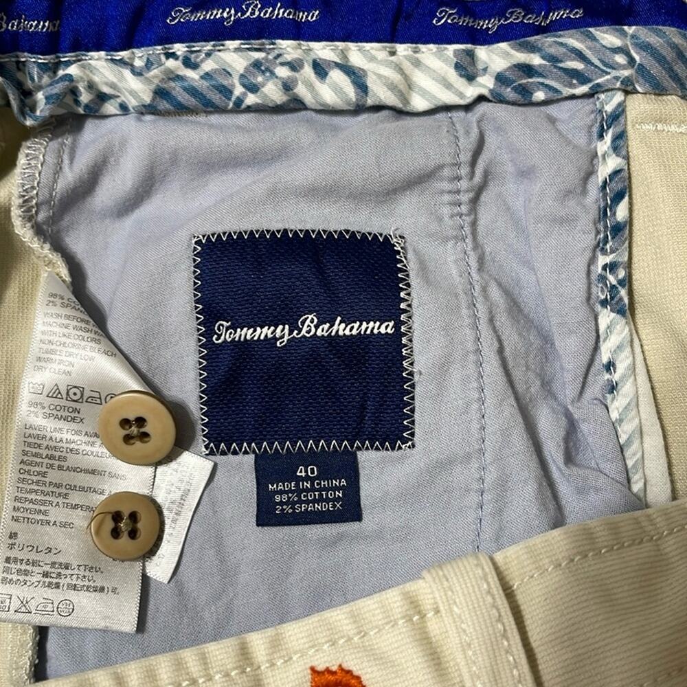 Men's Tommy Bahama Khaki Shorts 10' Inseam Size 40 - Picture 3 of 3